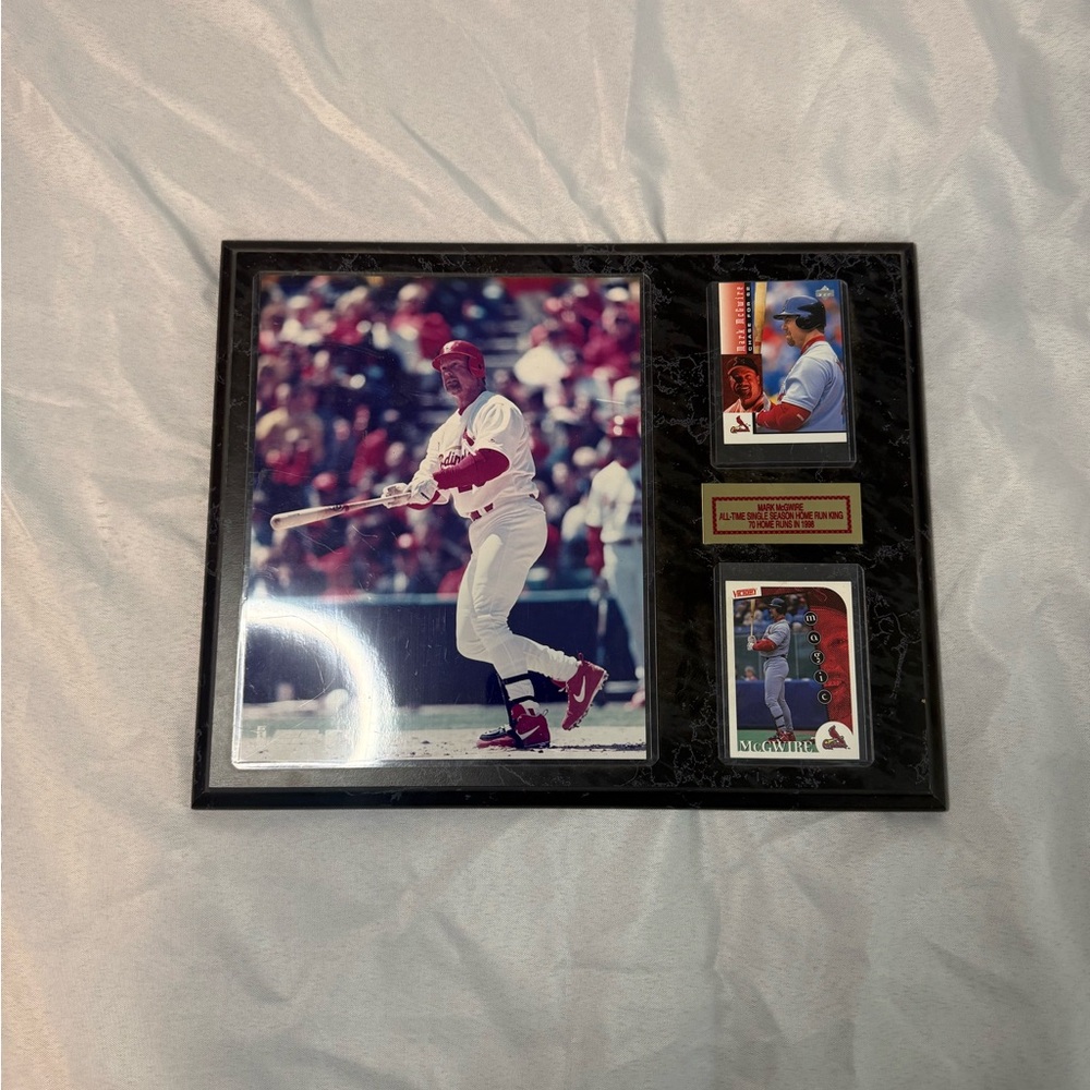 Mark McGwire Memorabilia Framed Set